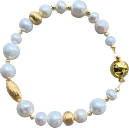 PEARL BRACELET WITH GOLD BEADS-WHITE