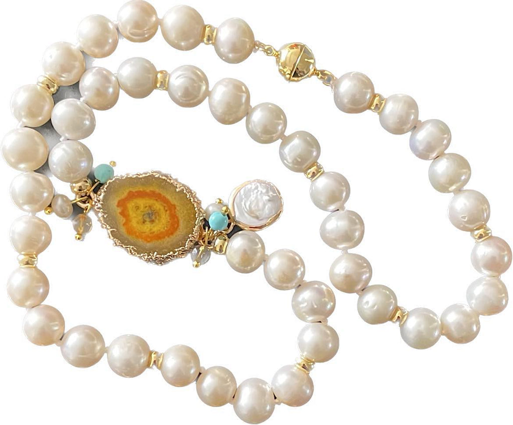 YELLOW AGATE AND PEARL NECKLACE