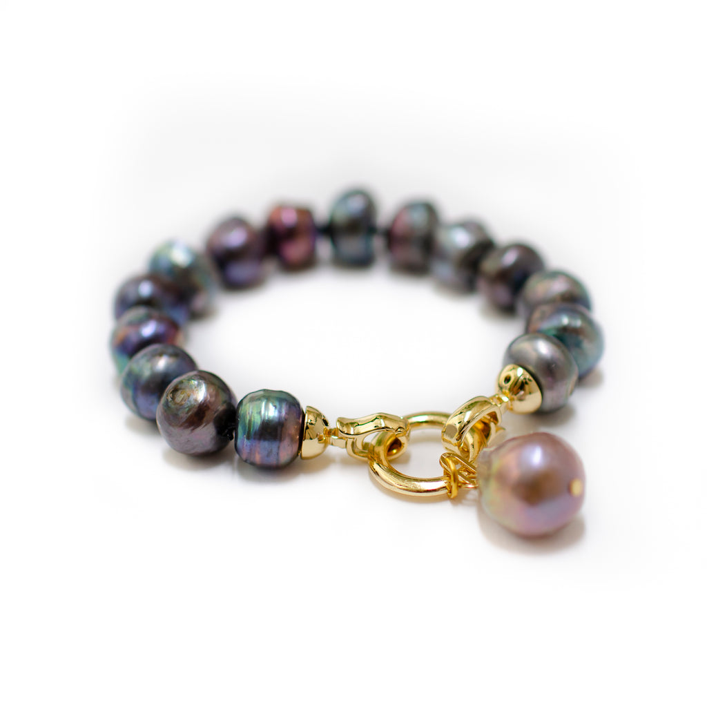 CLASSIC BLACK PEARL WITH PINK BAROQUE DROP
