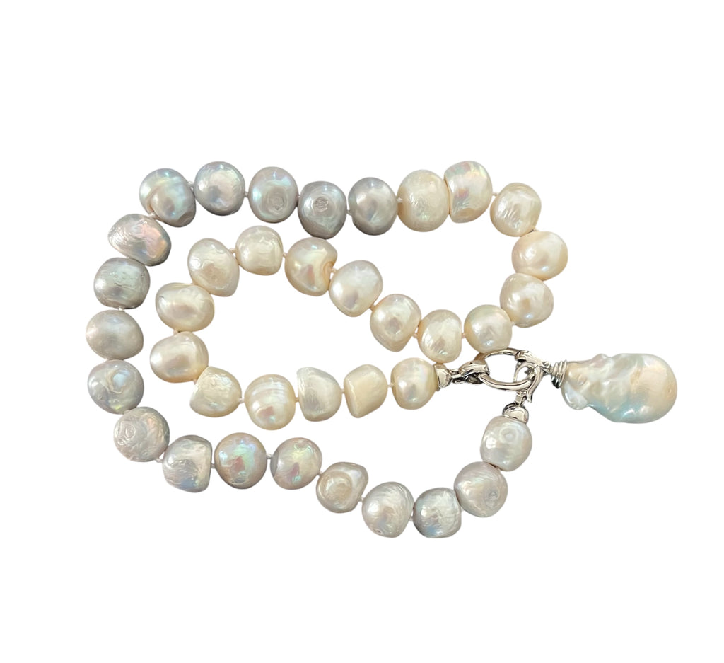 GREY AND WHITE PEARL NECKLACE WITH BAROQUE DROP