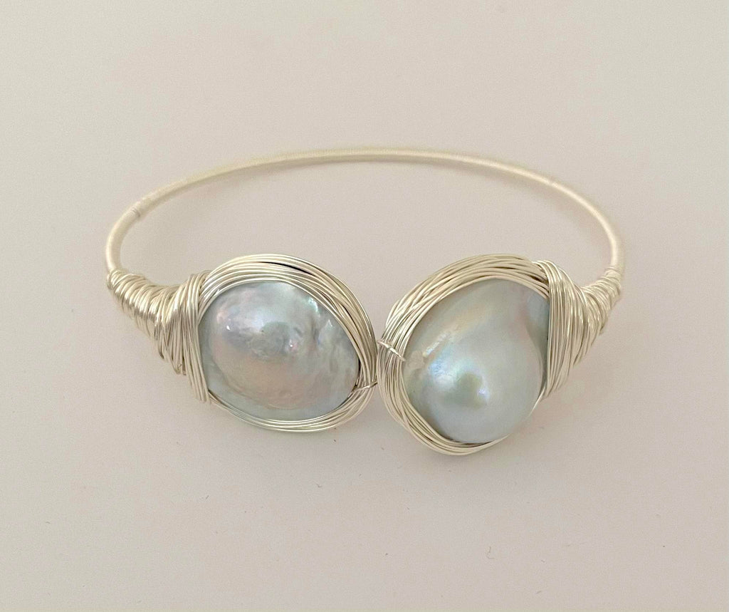 BLUE MABE PEARL BANGLE IN SILVER