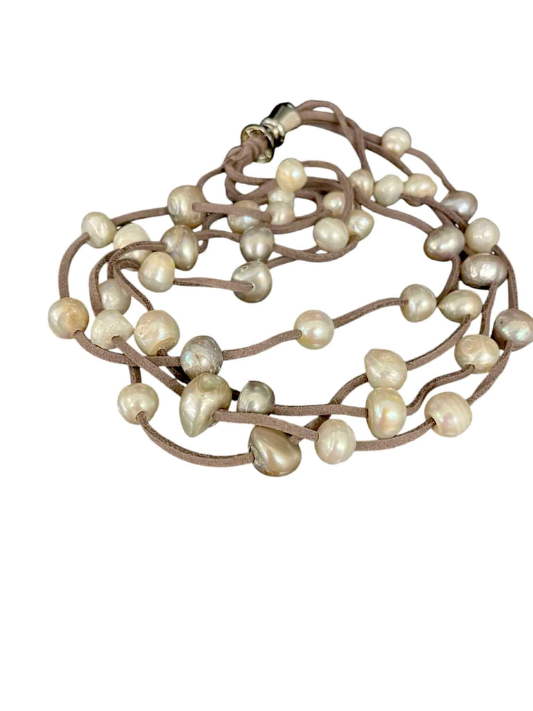 LIGHT BROWN WITH MULTI PASTEL PEARL NECKLACE