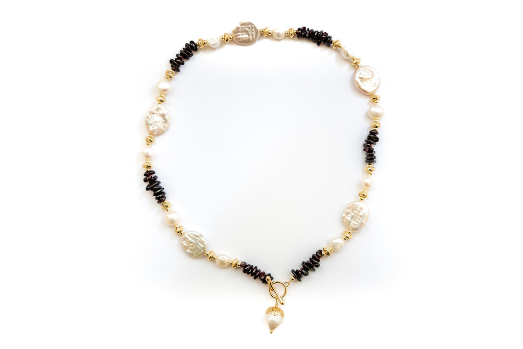 PEARL AND GARNET NECKLACE