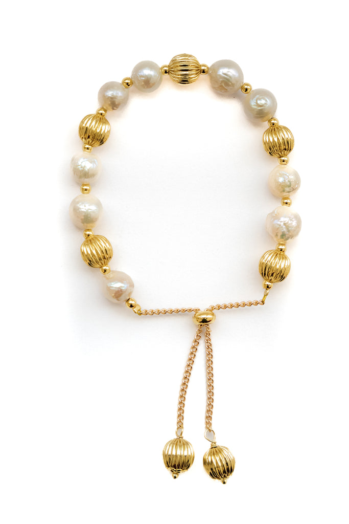 PEARL AND GOLD BALL BRACELET