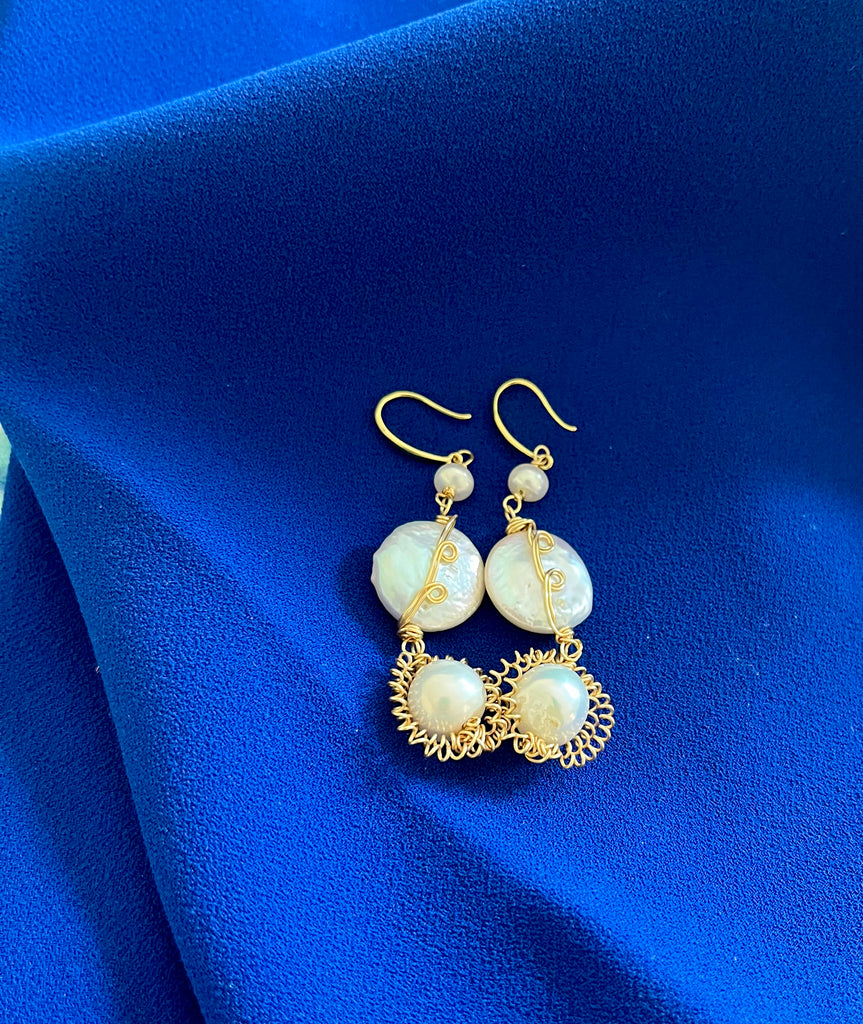 ZEVAR PEARL EARRINGS