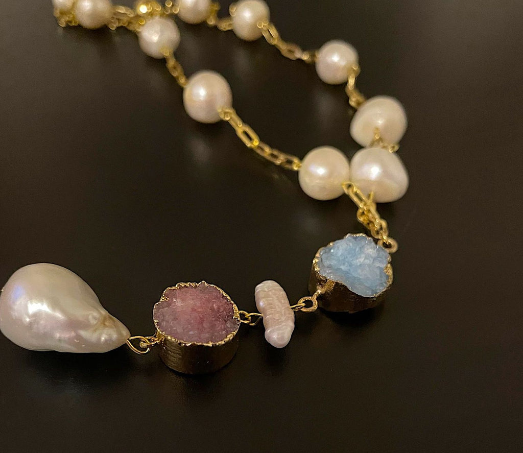 DRUZY AND PEARL NECKLACE-LIGHT BLUE AND PINK