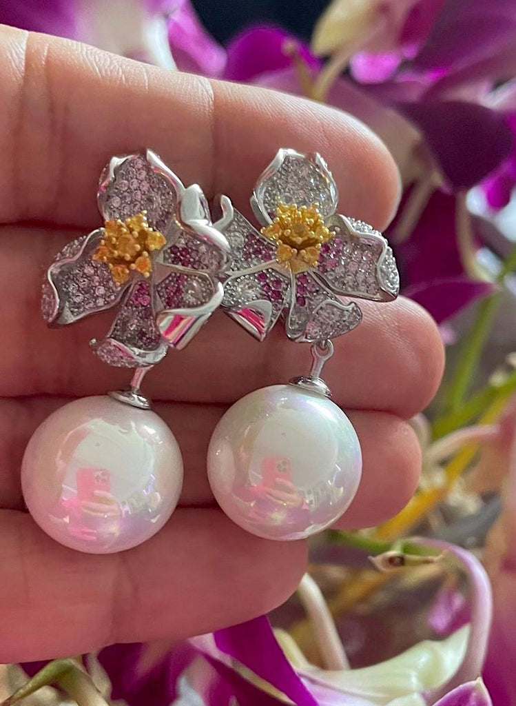 TWISTED FLORAL PEARL EARRIGNS
