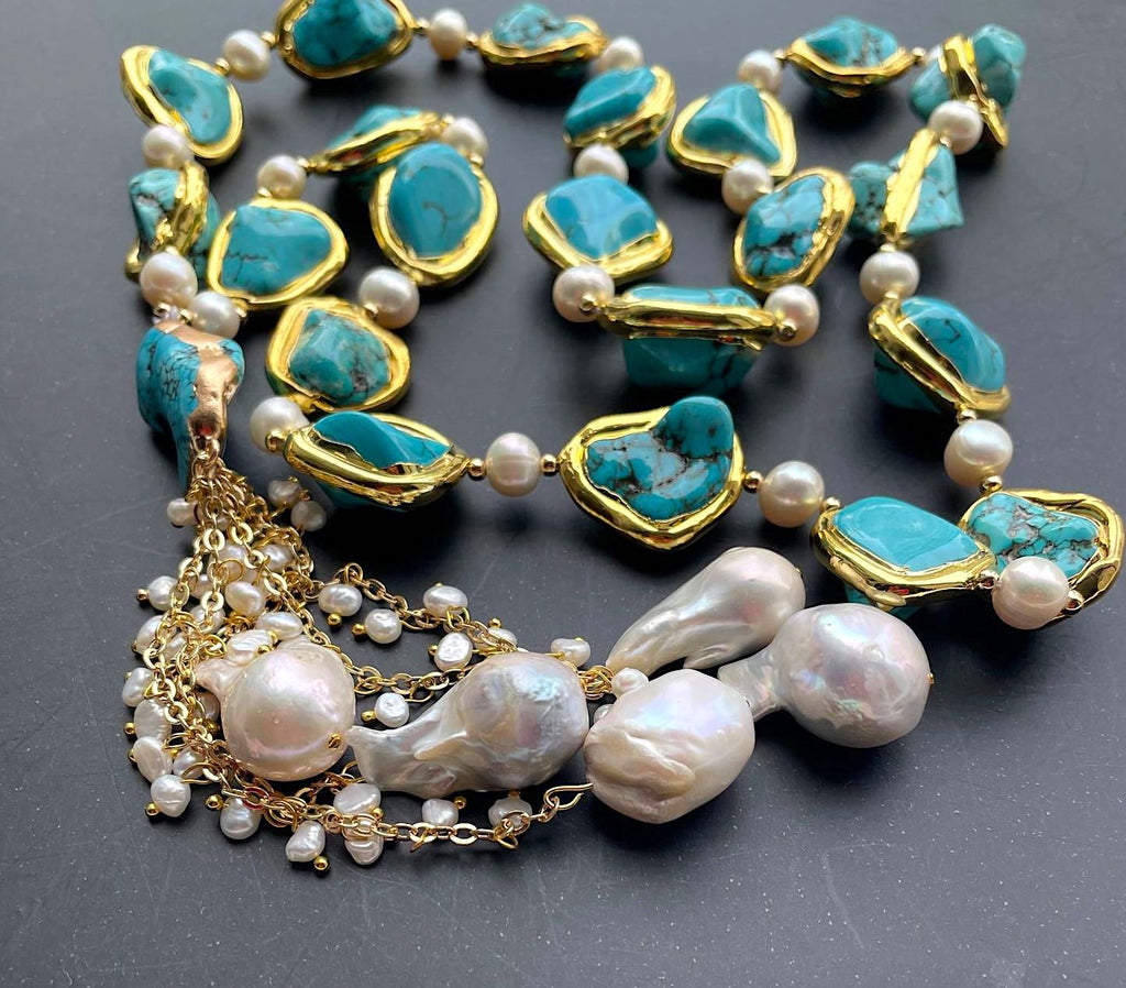 TURQUOISE NECKLACE WITH PEARL CLUSTER