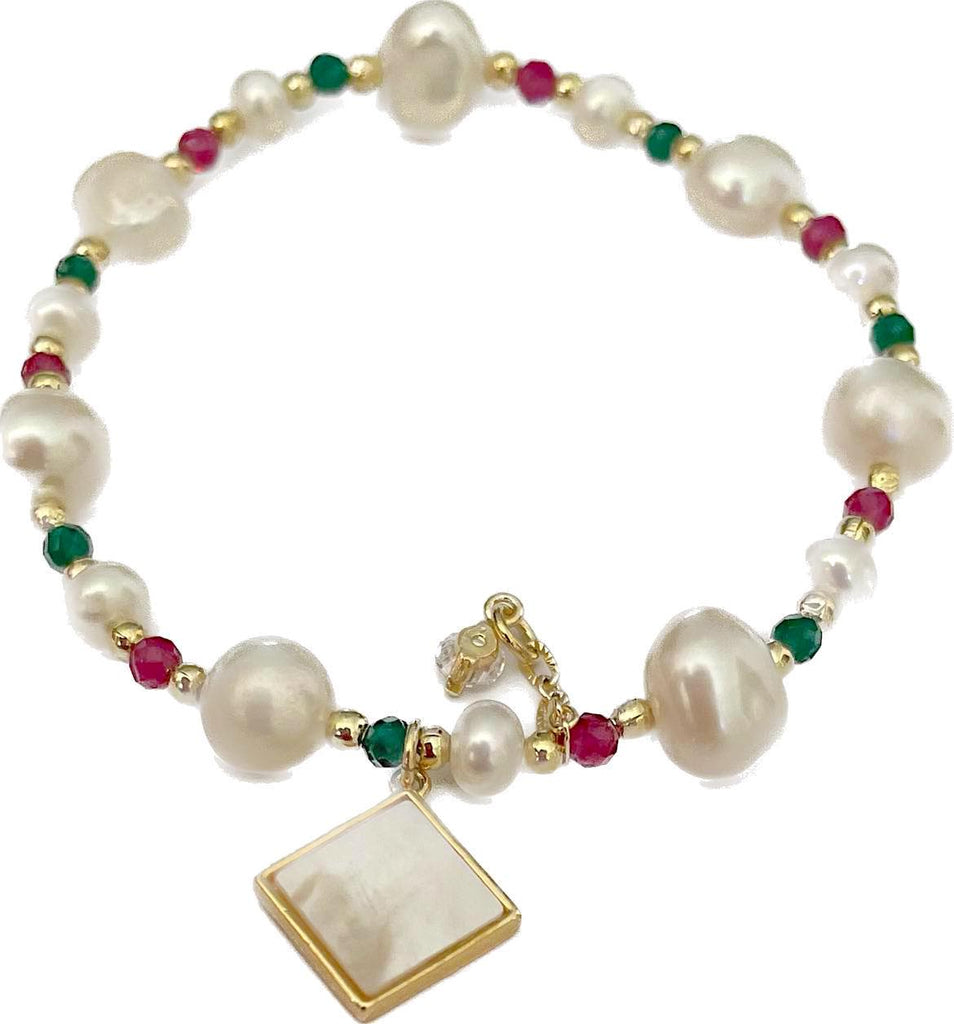 TRINKET BRACELET WITH MOTHER OF PEARL CHARM