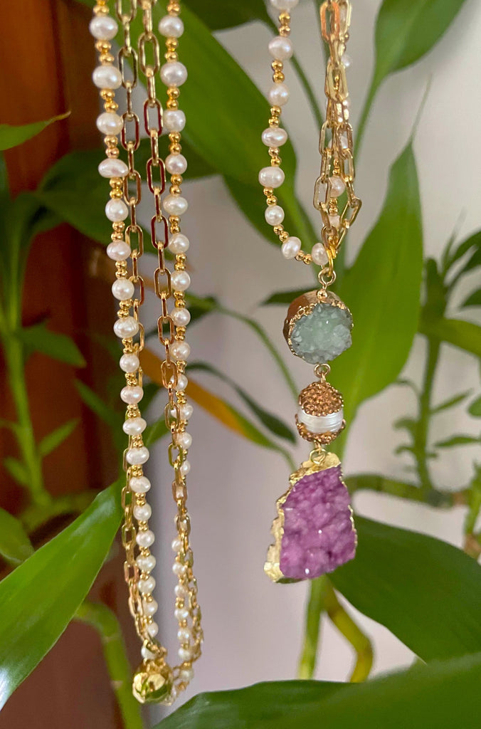 DRUZY DROP NECKLACE WITH PEARL CHAIN
