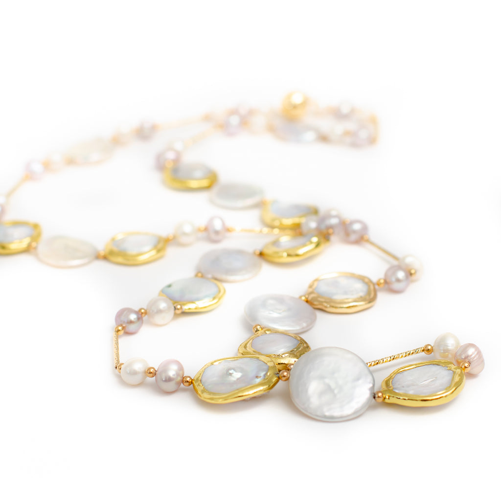 WHITE COIN PEARL WITH GOLD