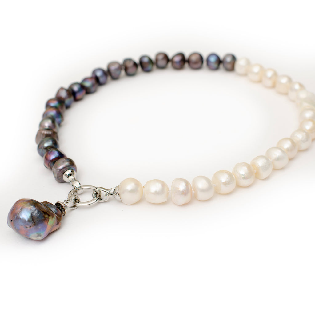 BLACK AND WHITE PEARL NECKLACE WITH BAROQUE DROP