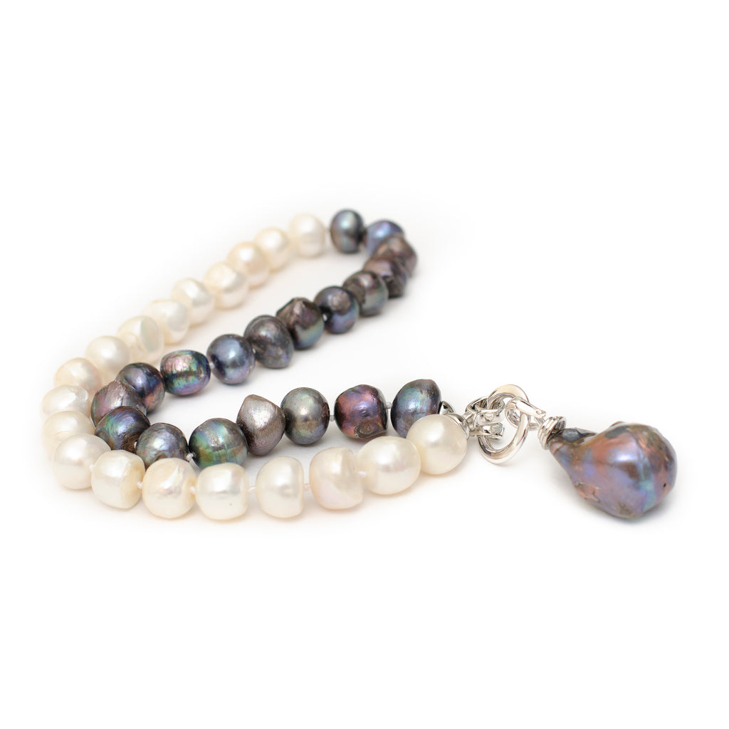 BLACK AND WHITE PEARL NECKLACE WITH BAROQUE DROP