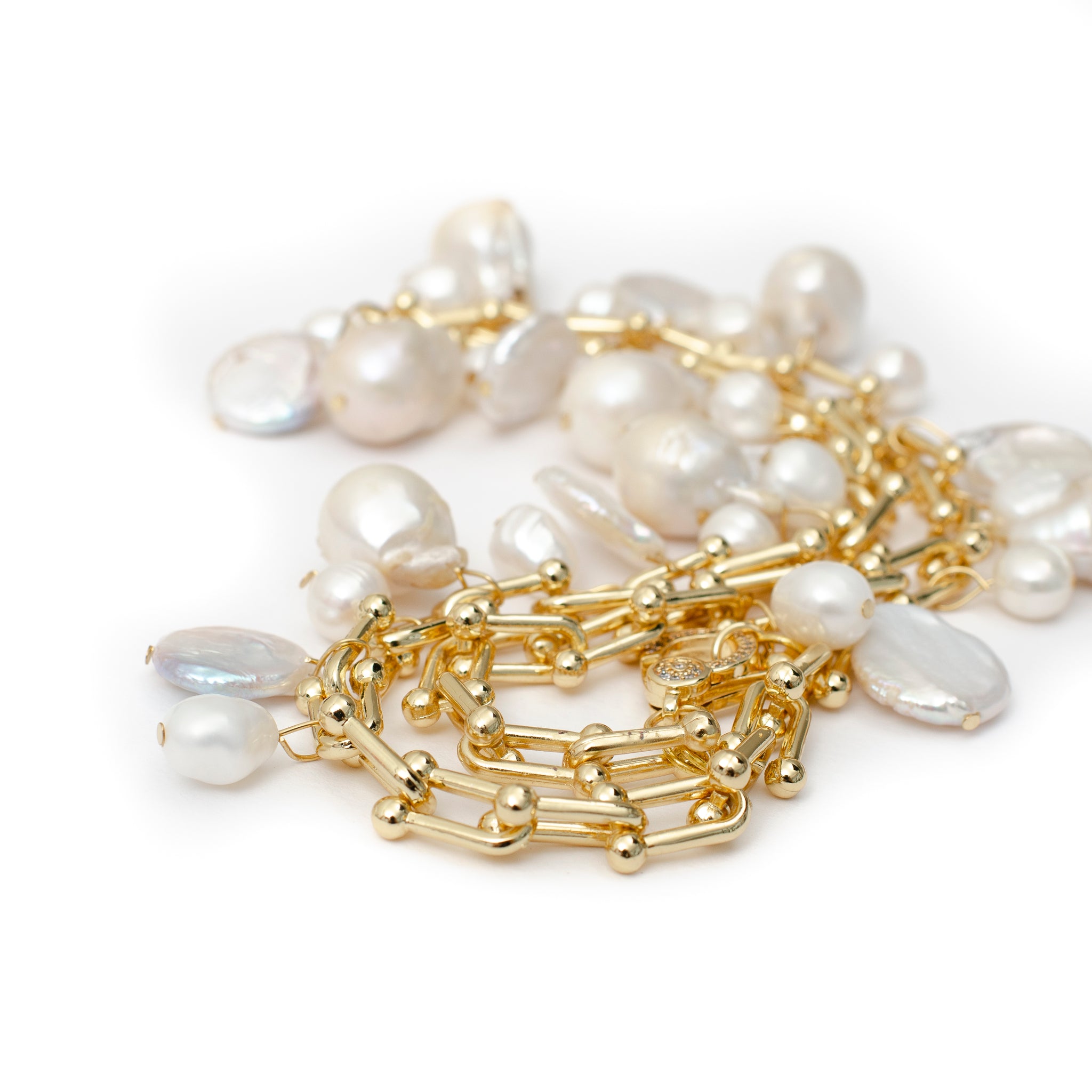 Pearl Mix Malti Chain Necklace（Gold） Pearl Mix Malti Chain Necklace（Gold） Maltese Cross White