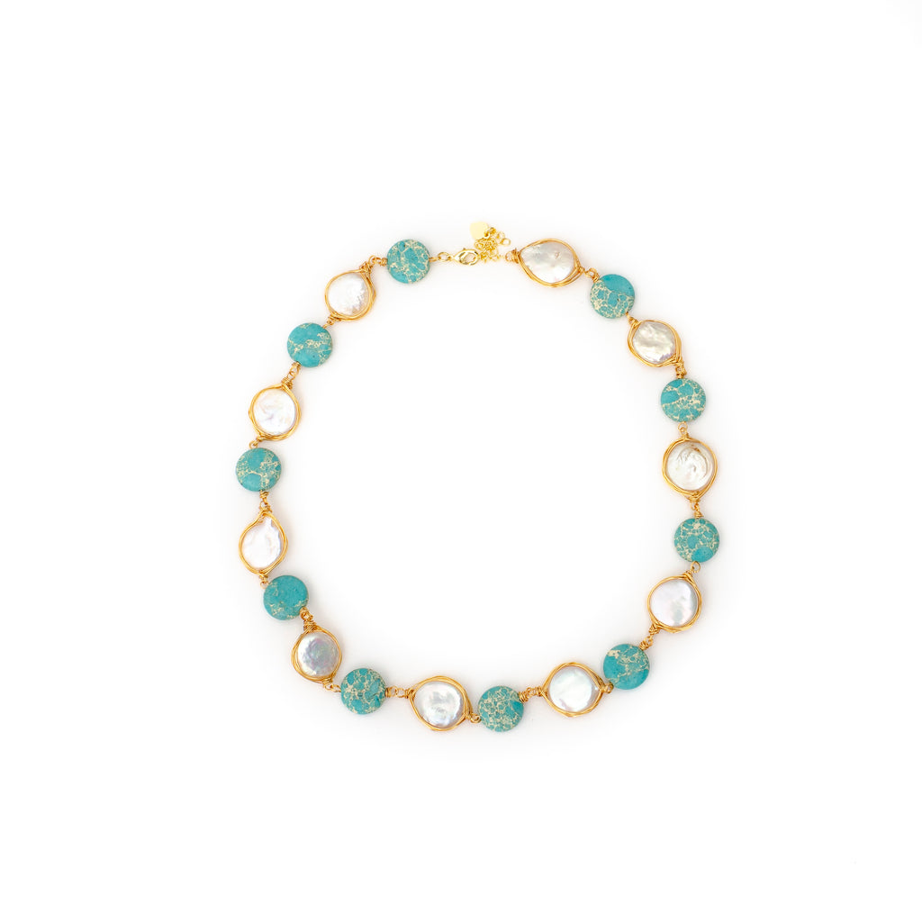 TURQUOISE AND WHITE COIN PEARL NECKLACE
