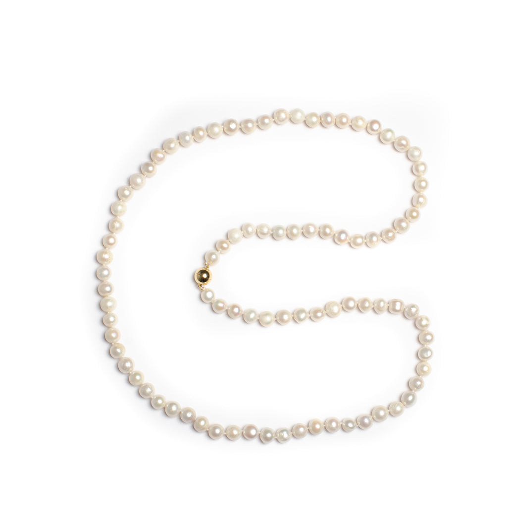 CLASSIC WHITE PEARL NECKLACE