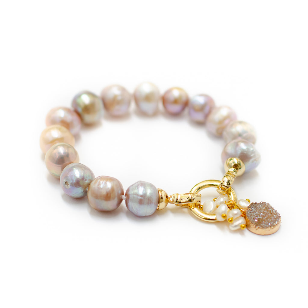 CLASSIC PINK PEARL BRACELET WITH DRUZY DROP