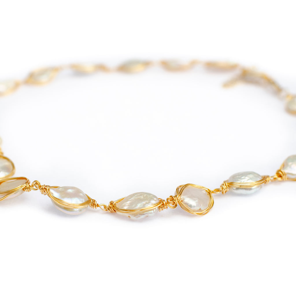 WHITE PEARL WITH GOLD WIRE