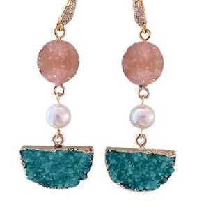DARK GREEN AND PEACH DRUZY EARRING