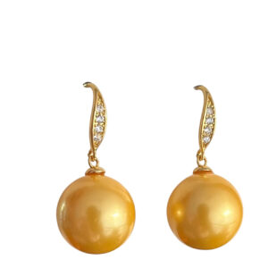 GOLD PEARL DROP EARRINGS