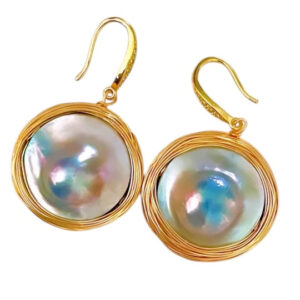 MABE PEARL DROP EARRINGS IN GOLD