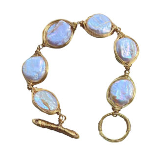 ZEVAR COIN PEARL BRACELET IN GOLD