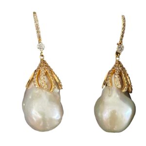 WHITE BAROQUE PEARL EARRINGS