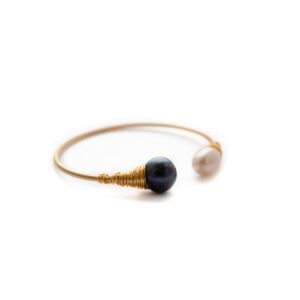 ZEVAR BANGLE IN BLACK AND PINK